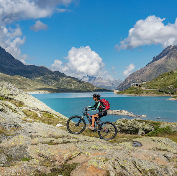 Mit dem E-Bike zum Fisch